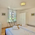 Vila Luxury Stone Zanelli *