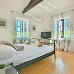 Vila Luxury Stone Zanelli *