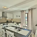 Vila Luxury Stone Zanelli