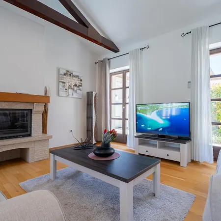 Villa Luxury Stone Zanelli Ližnjan