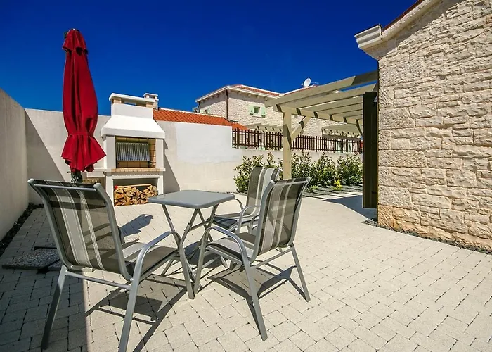 Luxury Stone Zanelli 빌라 *