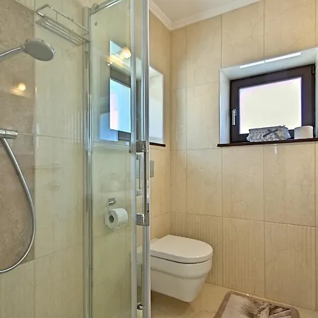 Luxury Stone Zanelli * Ližnjan