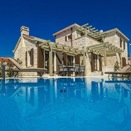 Вилла Luxury Stone Zanelli